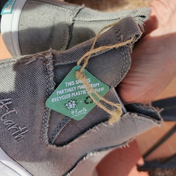 Blowfish Malibu Earth Torta Steel Gray Sz. 8 Ankle Sneaker - Picture 7 of 12